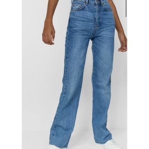 Stradivarius Straight Leg Jeans